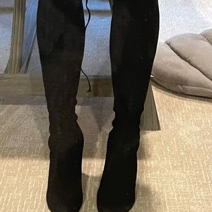 Stuart Weitzman Keenland black shade boots